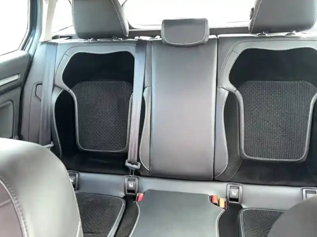 Renault Megane mégane iv estate tce 160 energy edc — photo 46