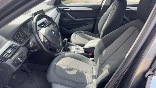 BMW X1 16d 116 - Xline – 2018 – 165690 km – Diesel – Boîte Manuelle — photo 11
