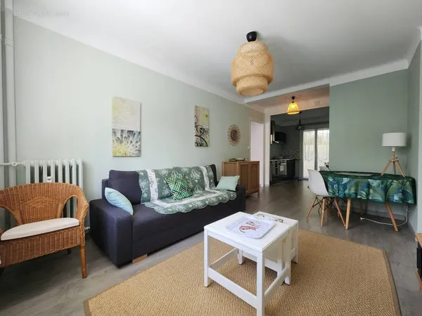 Magnifique appartement t2 avec garage boulevard petite provence