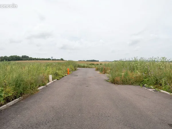 Terrain 555 m² CLEMERY