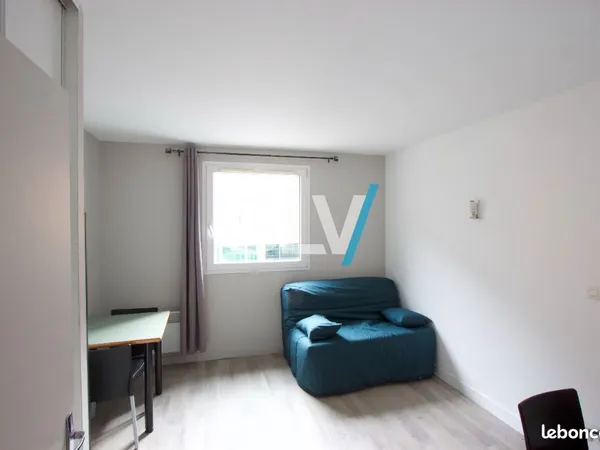 Studio 1 pièce 17 m²