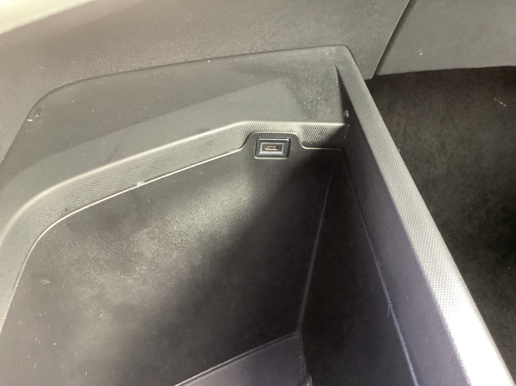 Peugeot 5008 — photo 21