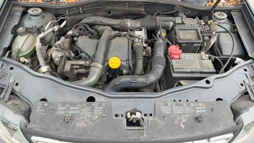 Dacia Duster 1.5 dCI 110 - Prestige – 2015 – 149178 km – Diesel – Boîte Manuelle — photo 32