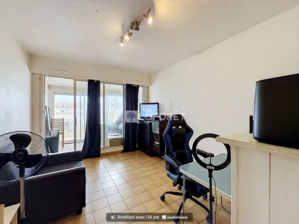 LE BARCARES, Studio + place de parking privative