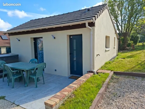 Petite maison neuve meublée à ERGAL 78760