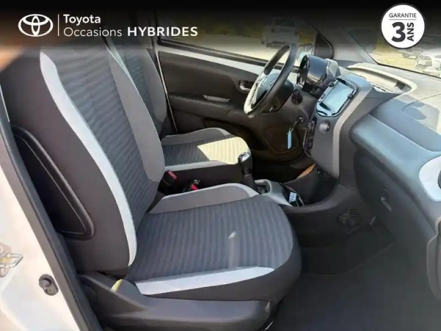 Toyota Aygo 1.0 vvt-i 72ch x-play x-app 5p mc18 — photo 6