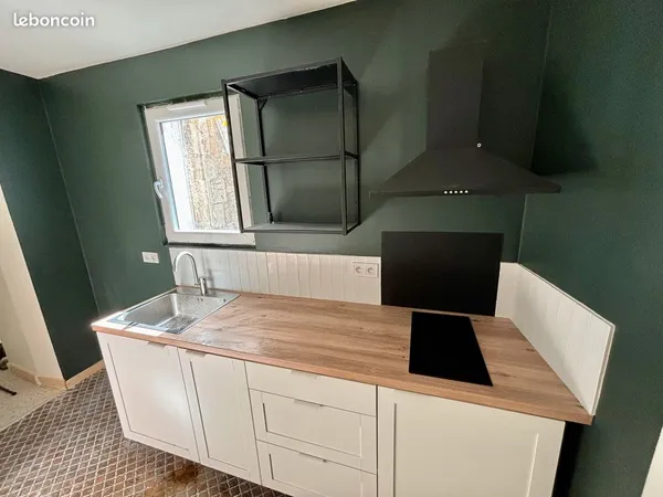 STUDIO AVEC EXTERIEUR - centre Angouleme