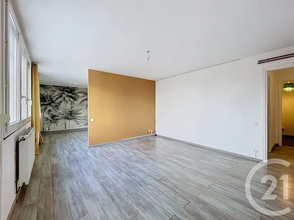 Appartement 4 pièces 90 m²
