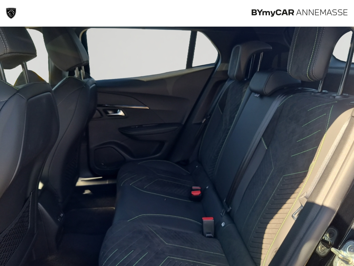Peugeot 2008 Hybrid 145 e-DCS6 — photo 18