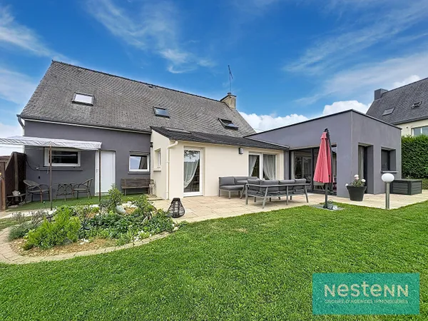 Maison Saint Brandan proche Plaintel, 170 m² habitables, grande pièce de vie, 5 chambres, terrain d'