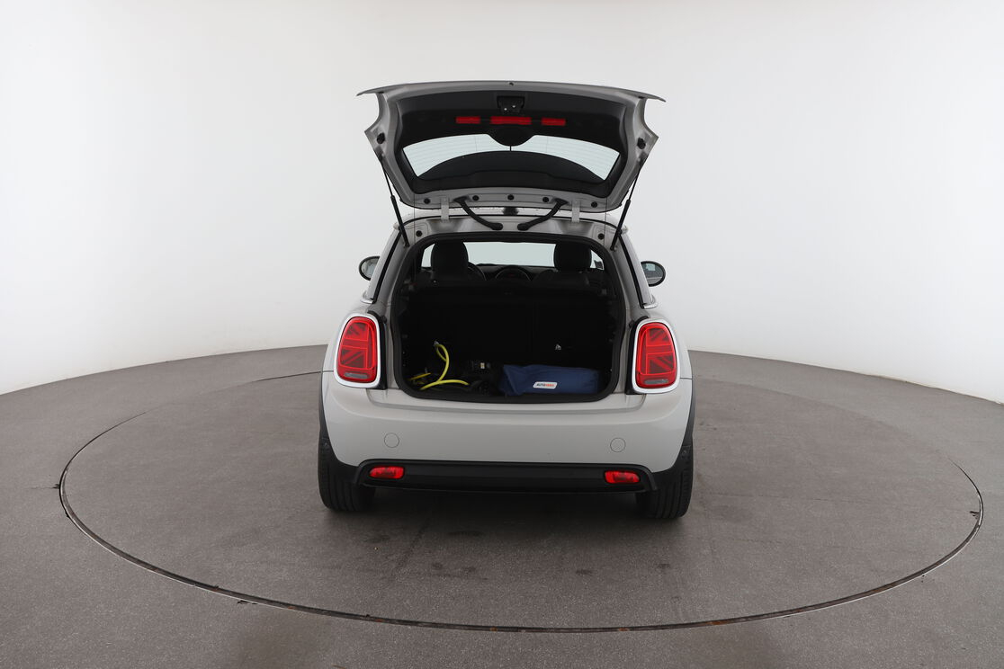 MINI MINI Cooper SE Finition Business — photo 15