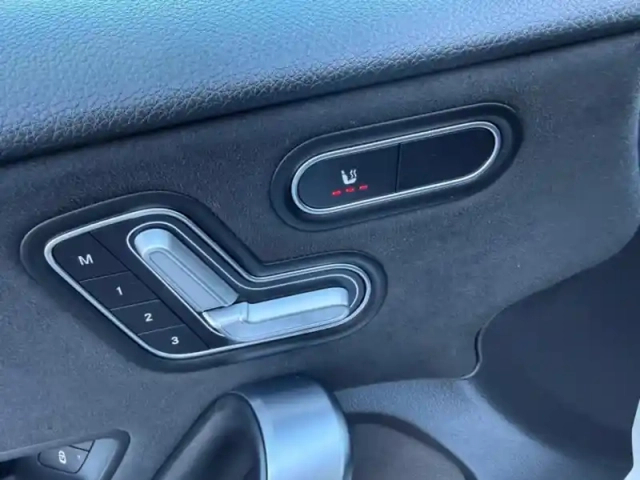 Mercedes Classe A a 200 d compacte — photo 16