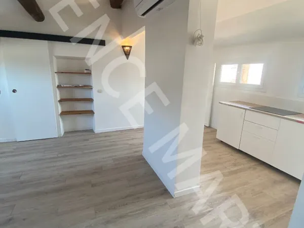 Location - Paradis T2/T3, refait à neuf
