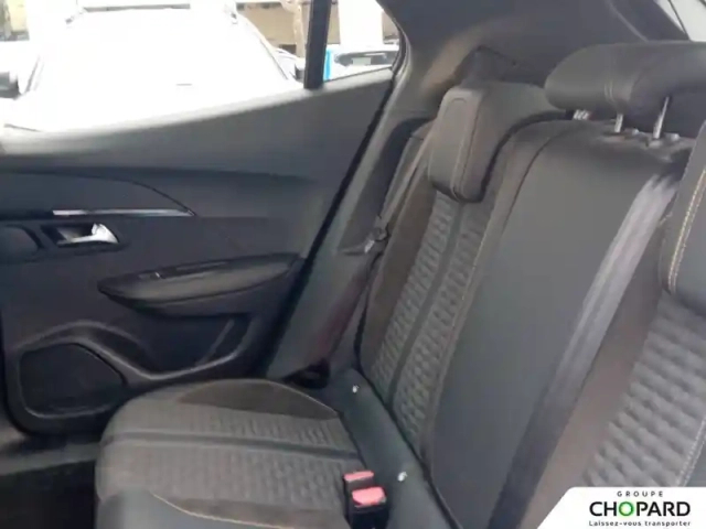 Peugeot 2008 electrique 136 ch — photo 19