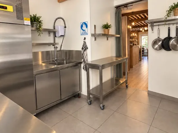 Local commercial 35 m2 Rue Grande Gréoux-les-Bains