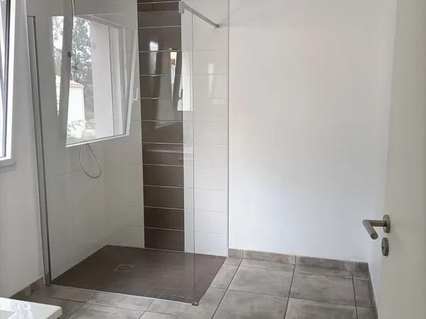 Location Maison individuelle à étage, 3 chambres