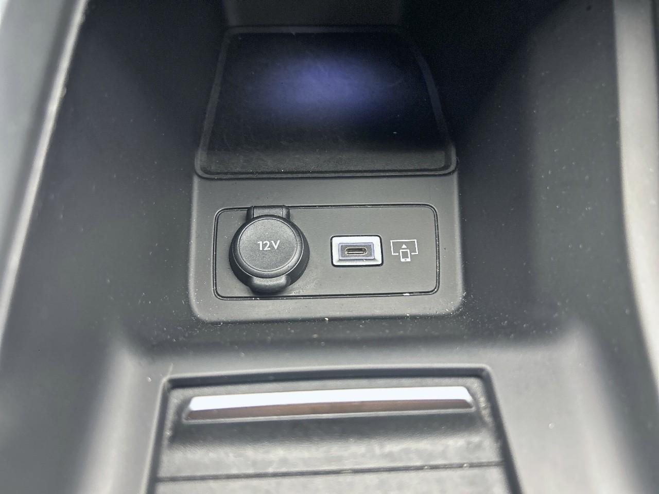 Peugeot 308 sw puretech 130ch s&s eat8 allure pack — photo 32