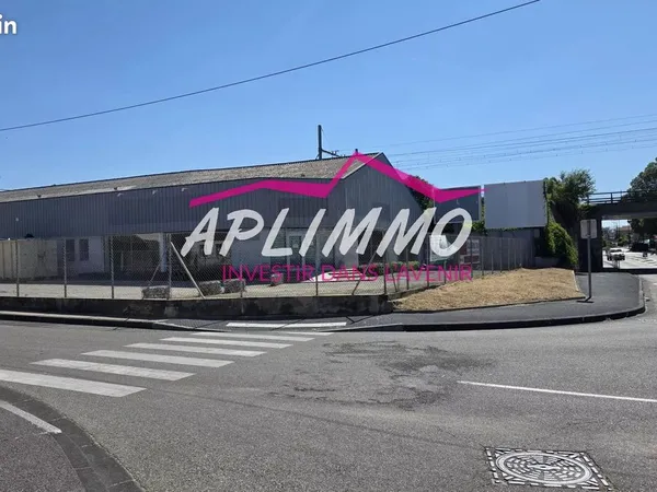 Local commercial 600 m² Montélimar