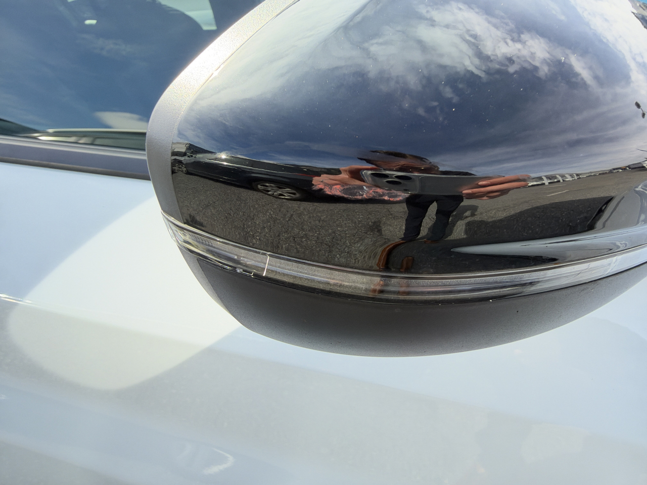 Peugeot 208 PureTech 100 S&amp;S BVM6 — photo 36