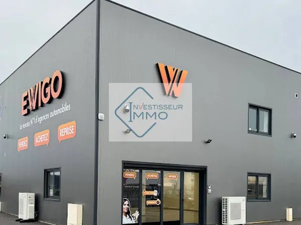Local commercial 170 m²