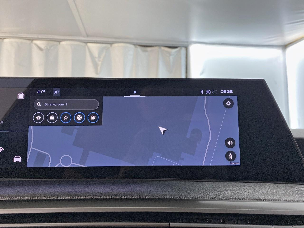 Peugeot 5008 hybrid 145 ch e-dcs6 allure — photo 14