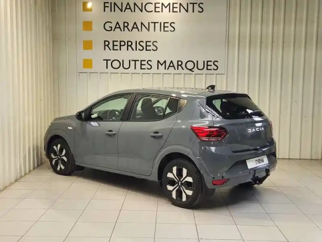 Dacia Sandero tce 90 auto — photo 12