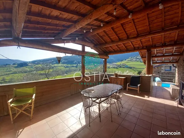 Maison 6 pièces 190 m²