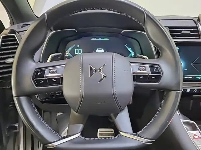 Ds Ds 7 ds7 crossback hybride e-tense 300 eat8 4x4 — photo 83
