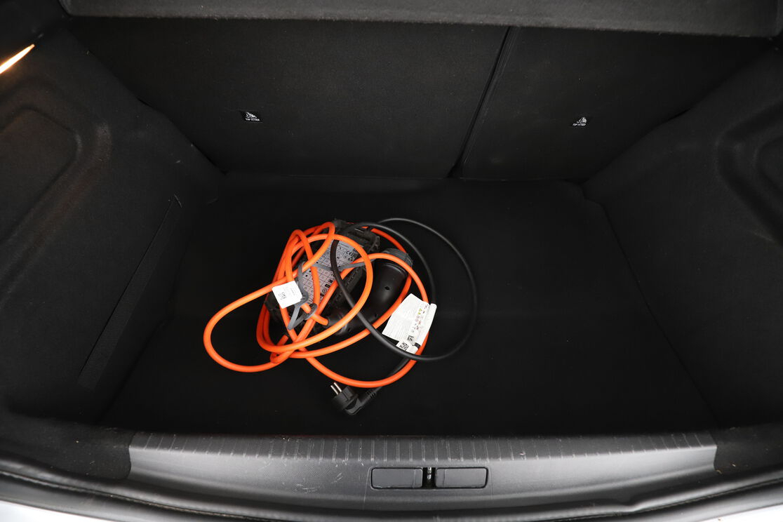 Peugeot 208 Electrique 50 kWh GT — photo 16