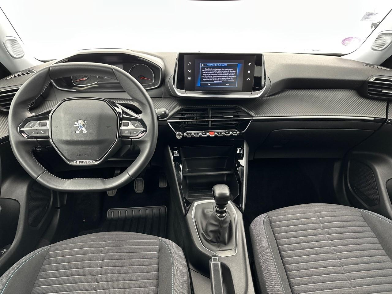 Peugeot 2008 puretech 100 s&s bvm6 style — photo 12