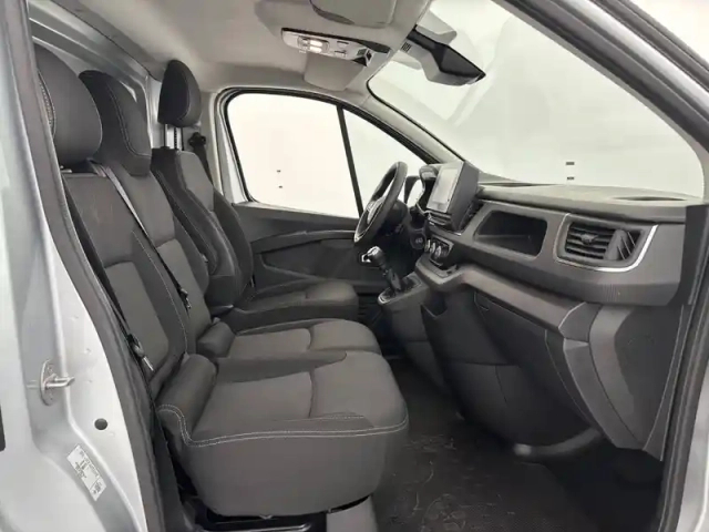 Renault Trafic fgn l1h1 2800 kg blue dci 130 — photo 23