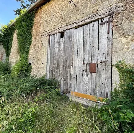 Local 1 pièce 109 m²