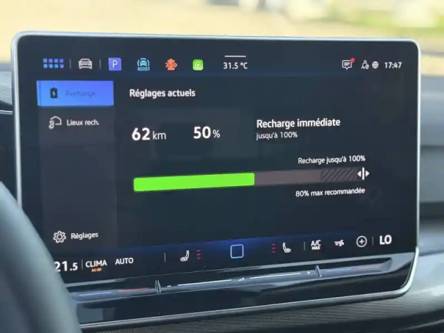 Volkswagen Golf 1.5 ehybrid 204 dsg6 — photo 31