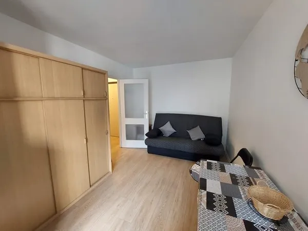 Studio meublé place de Jaude