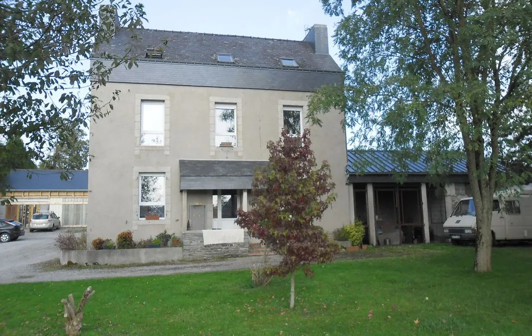 Photo 1