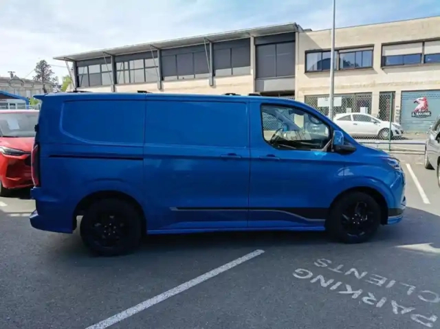 Ford Custom fg 320 l1h1 electrique 160 kw 218ch batterie 71 kwh sport — photo 26