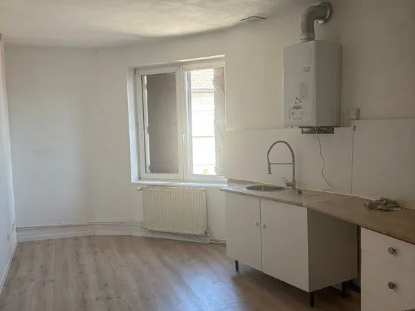À louer : bel appartement spacieux de 80 m²