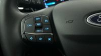 Ford Fiesta 1.0 EcoBoost Hybrid 125ch Titanium Business Powershift 5p — photo 25