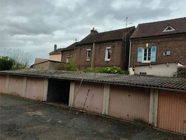 Loue box / garage voiture Beauvais