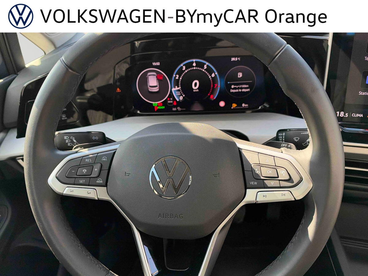 Volkswagen Golf 1.5 eTSI EVO2 116 DSG7 — photo 27