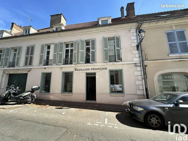 Murs commerciaux 51 m² RAMBOUILLET