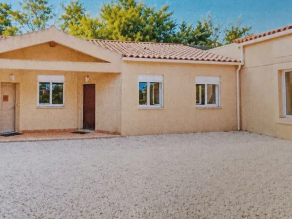 Maison 3 pièces de plain-pied, copropriété de 4 lots