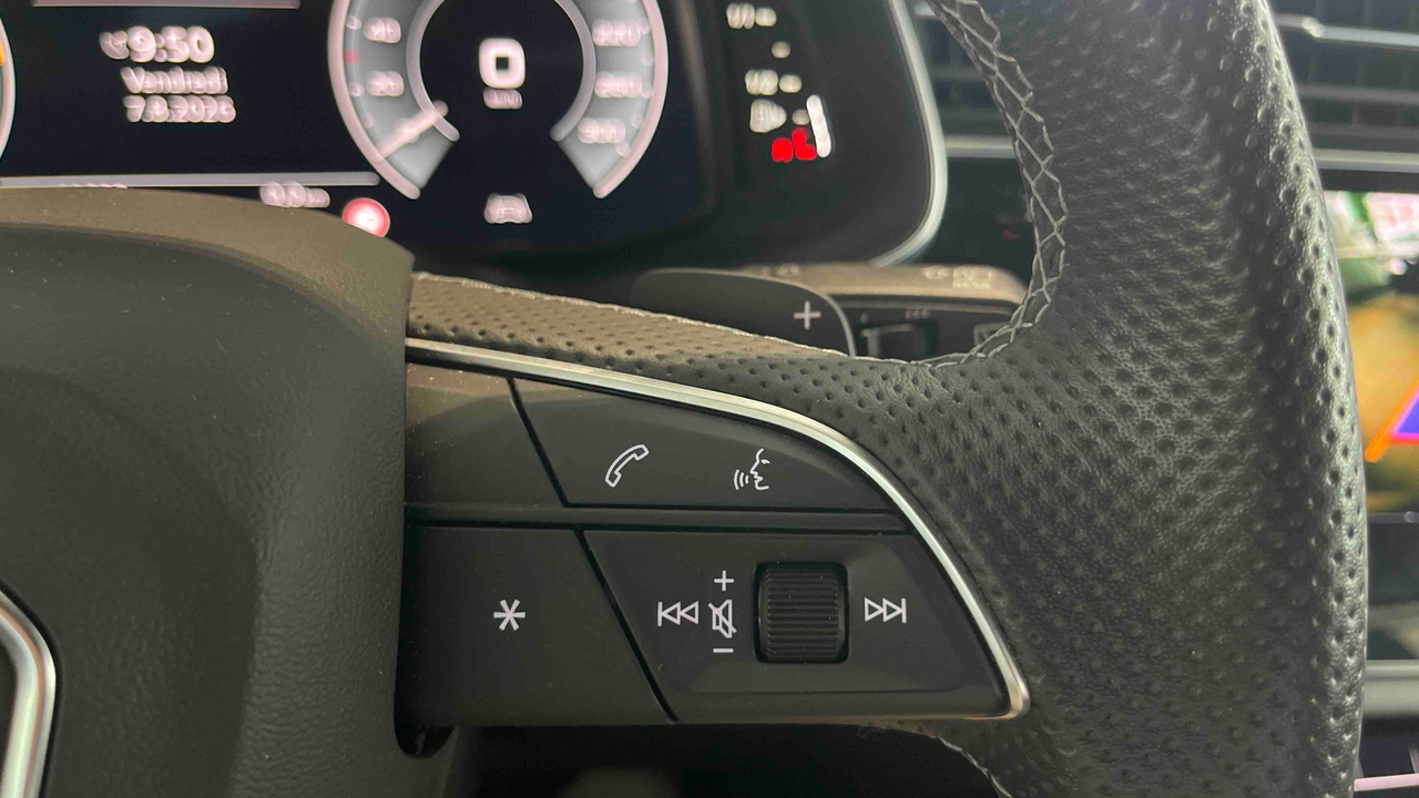 Audi Q7 60 TFSI e 462 Tiptronic 8 Quattro — photo 30