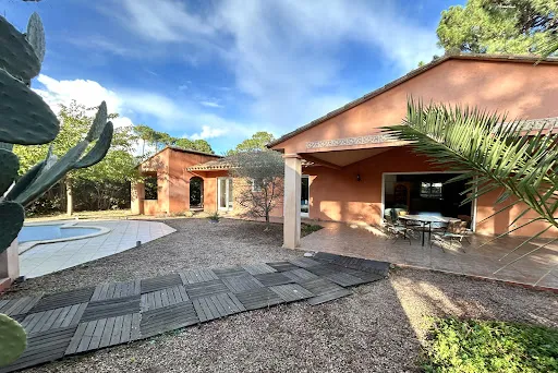 Maison 6 pièces 160 m²
