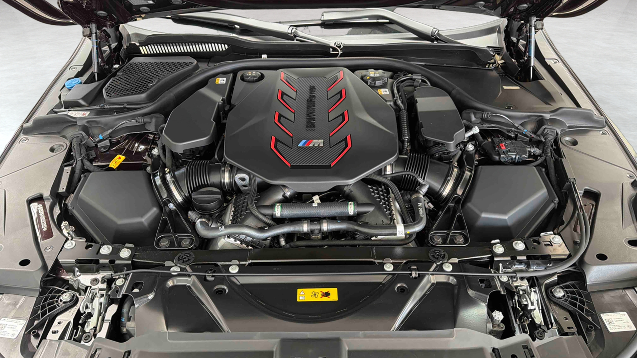 BMW M5 Touring PHEV 727 ch BVA8 — photo 17