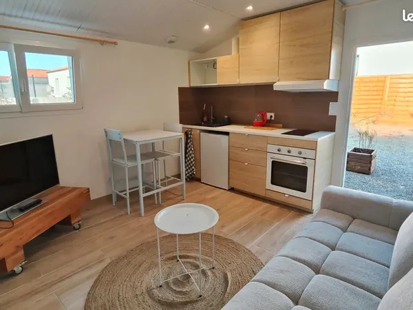 Charmant Studio Meublé & Indépendant avec Terrasse - Clé en main