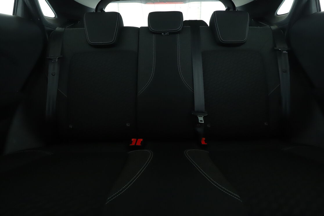Ford Puma 1.0 EcoBoost mHEV Titanium — photo 14
