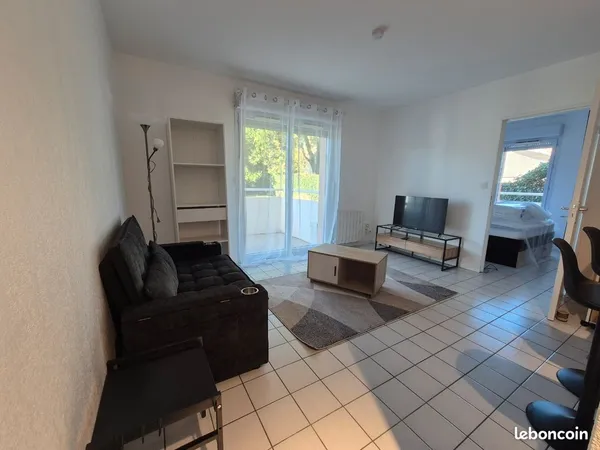 T2 meublé rénové - Terrasse + balcon - Parking privé - Pau Saint-Joseph
