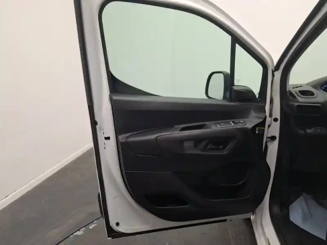 Peugeot Partner fourgon long 950 kg bluehdi 100 s&amp;s bvm5 — photo 62