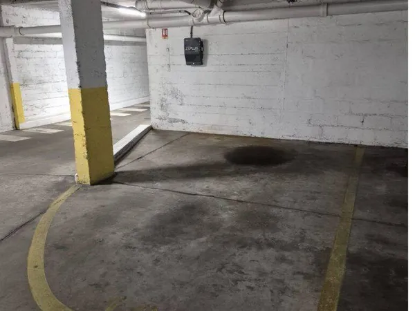 Parking 12 m²